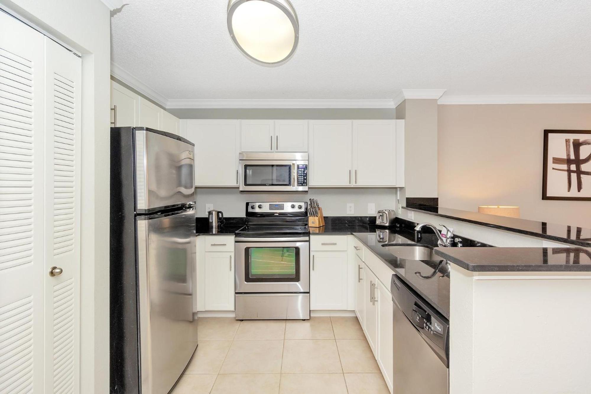 Dharma Home Suites Coral Gables At Gables Grand Plaza Майами Номер фото